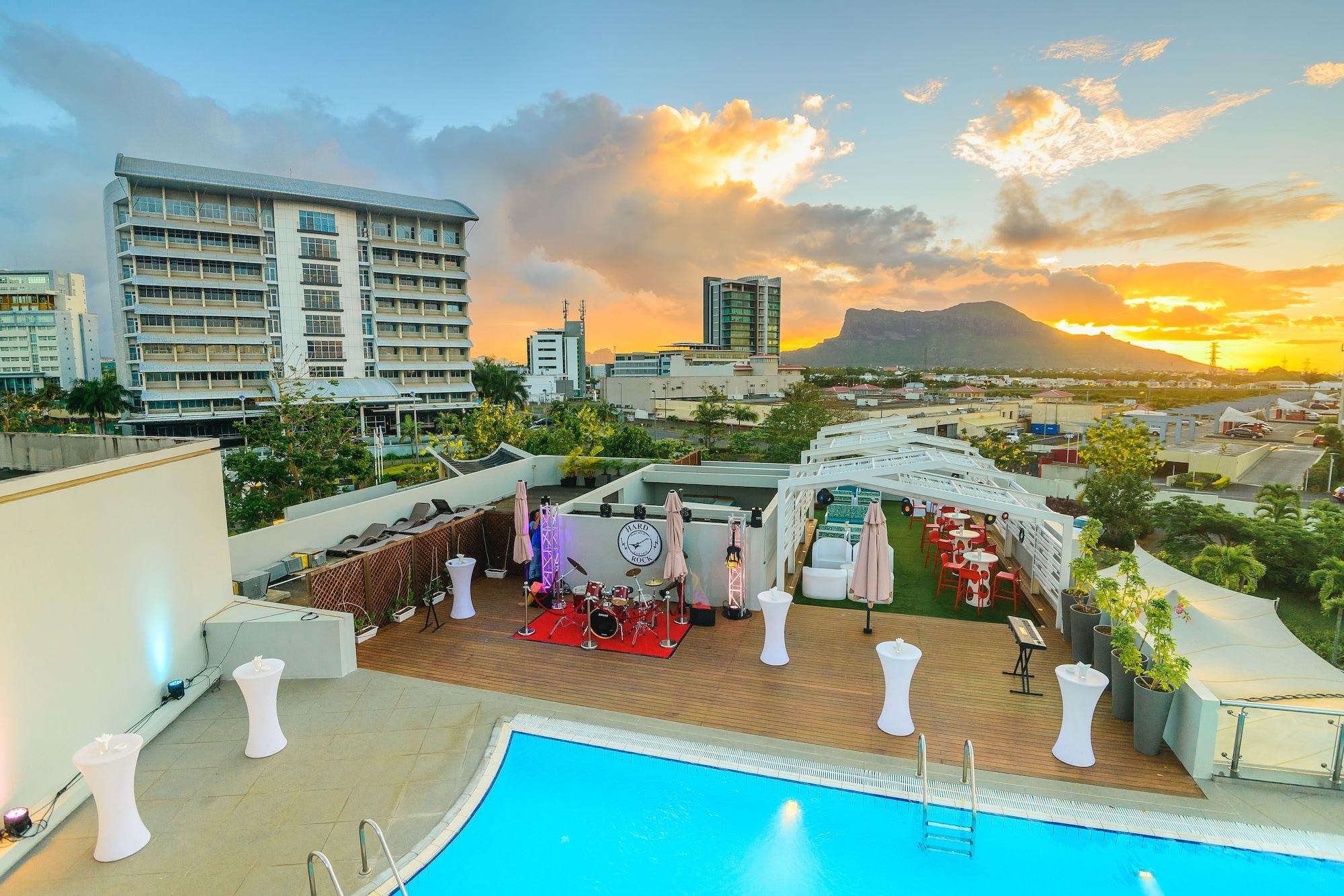 Hennessy Park Hotel Quatre Bornes Exterior foto